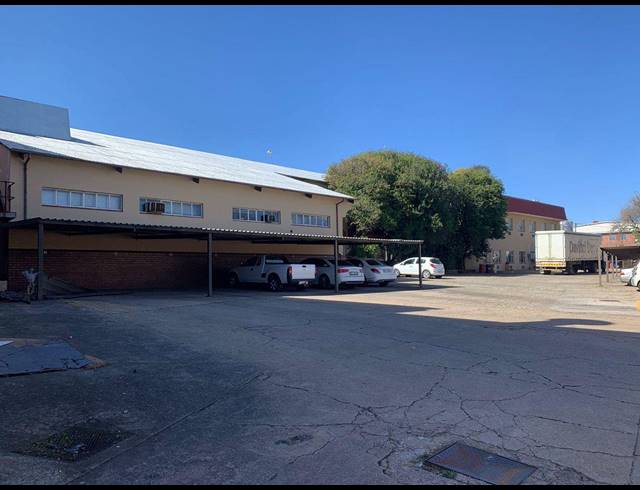16,000M² WAREHOUSE FOR SALE IN INDUSTRIA WEST